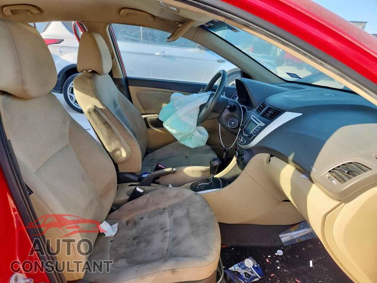 HYUNDAI ACCENT 2012 - KMHCT4AE2CU182931