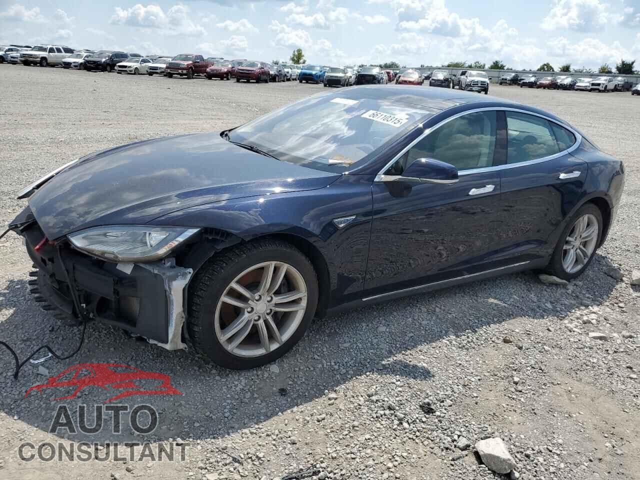 TESLA MODEL S 2014 - 5YJSA1H1XEFP52838