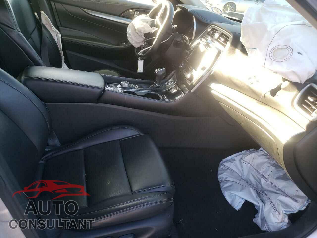 NISSAN MAXIMA 2020 - 1N4AA6CV7LC361858