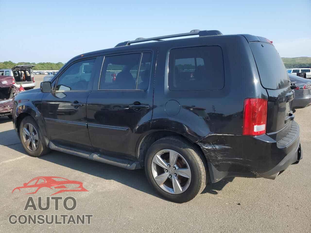 HONDA PILOT 2013 - 5FNYF4H7XDB013484