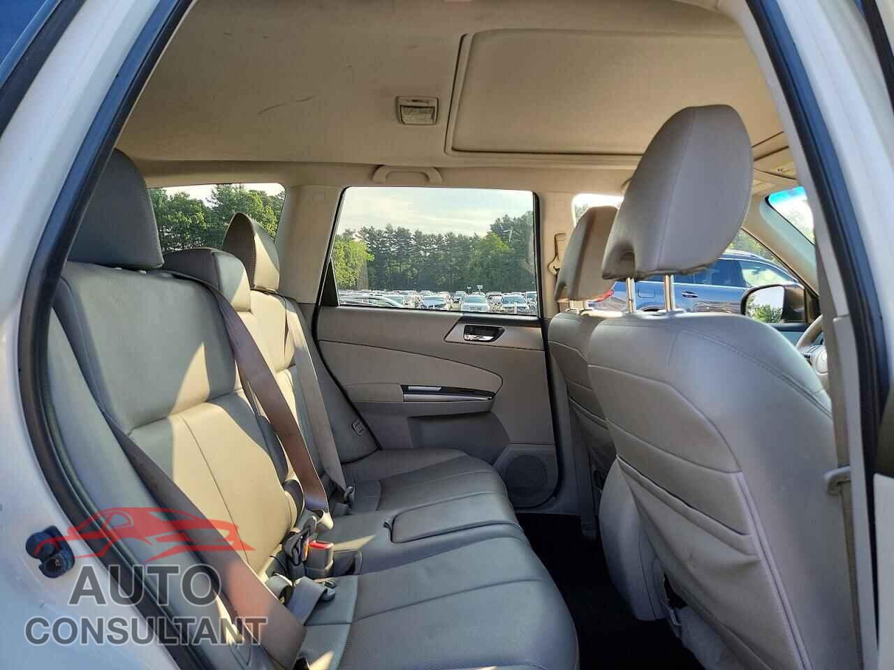 SUBARU FORESTER 2013 - JF2SHAEC4DH405541