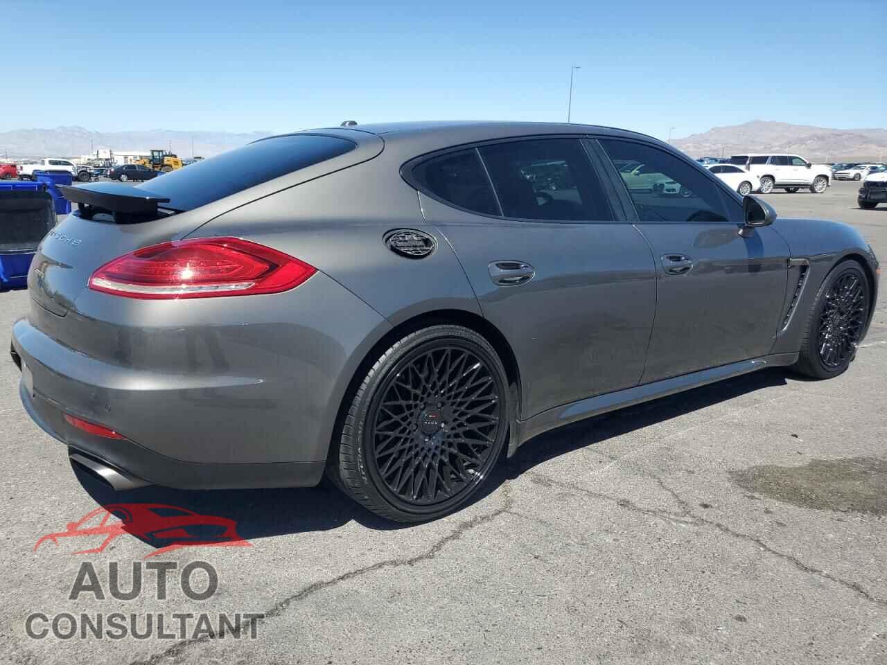 PORSCHE PANAMERA 2014 - WP0AA2A75EL008089
