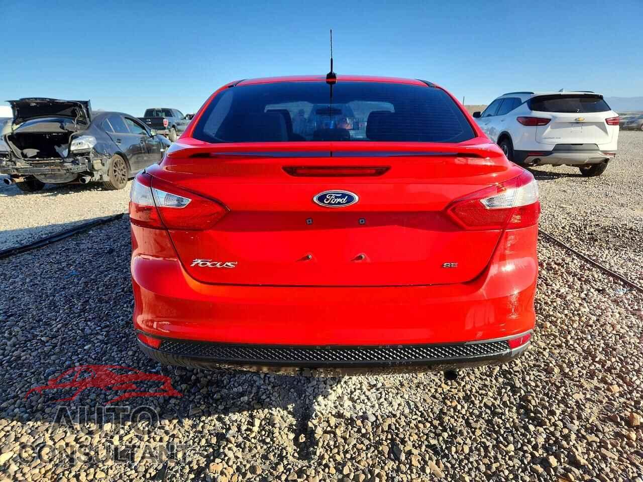FORD FOCUS 2012 - 1FAHP3F24CL227855