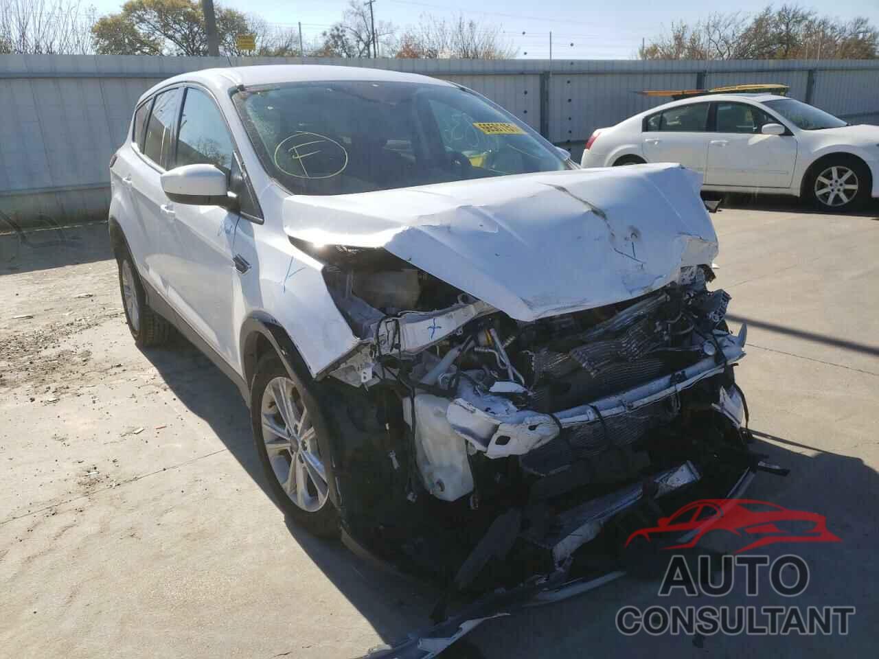FORD ESCAPE 2019 - 1FMCU0GD1KUA34028
