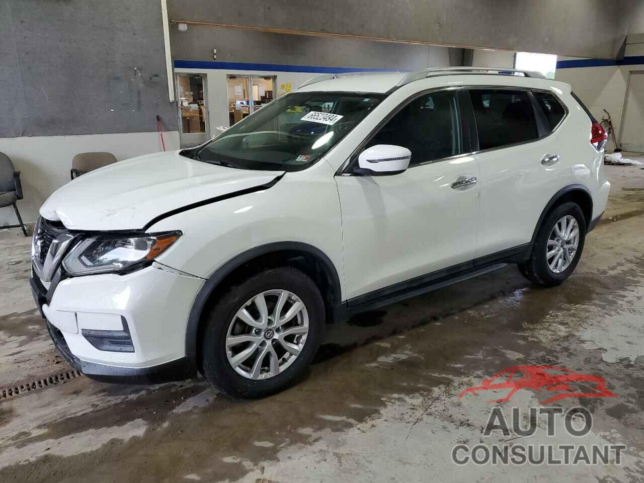 NISSAN ROGUE 2017 - 5N1AT2MT2HC818220