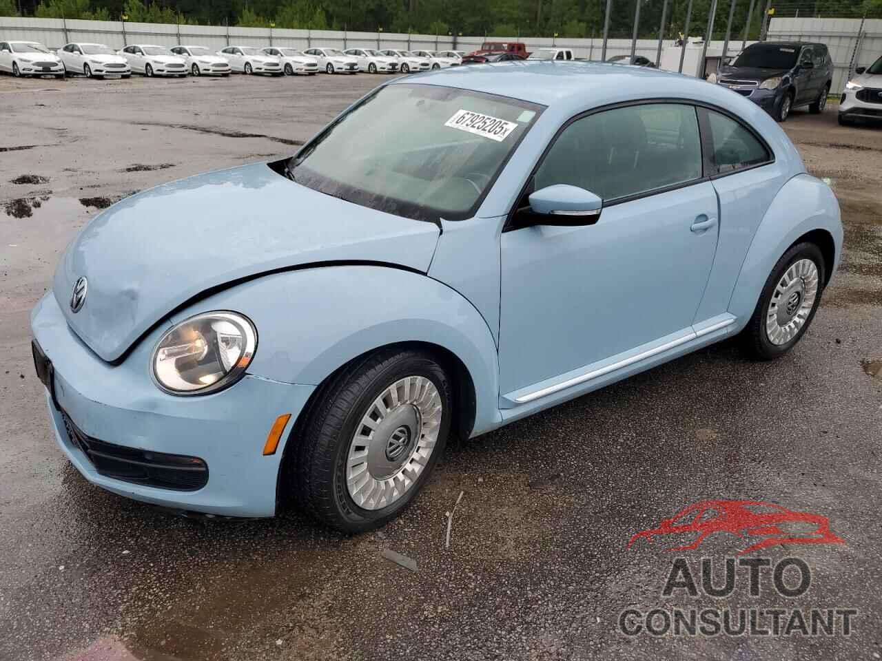 VOLKSWAGEN BEETLE 2014 - 3VWJX7AT0EM632760