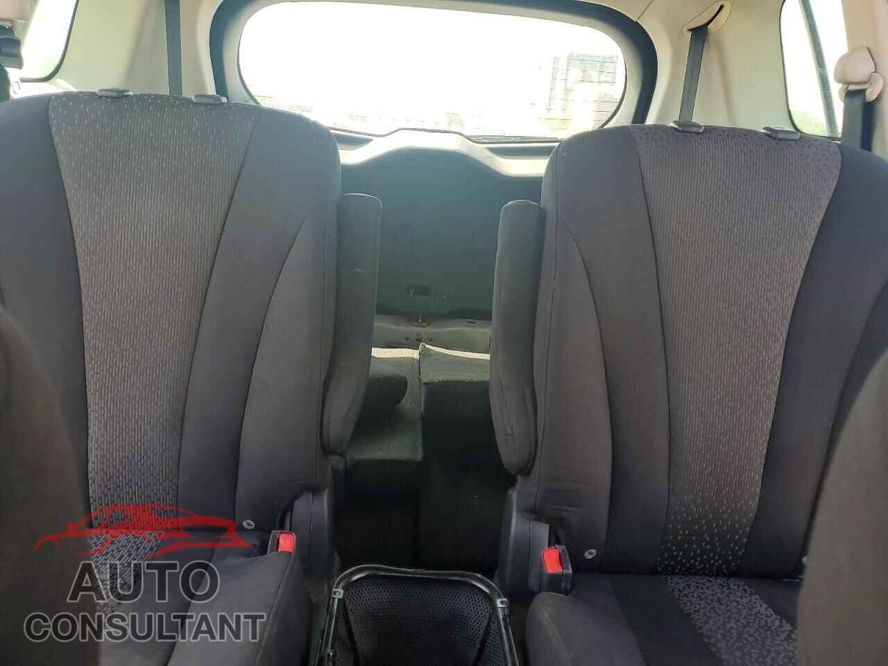 MAZDA 5 2012 - JM1CW2BL4C0101125