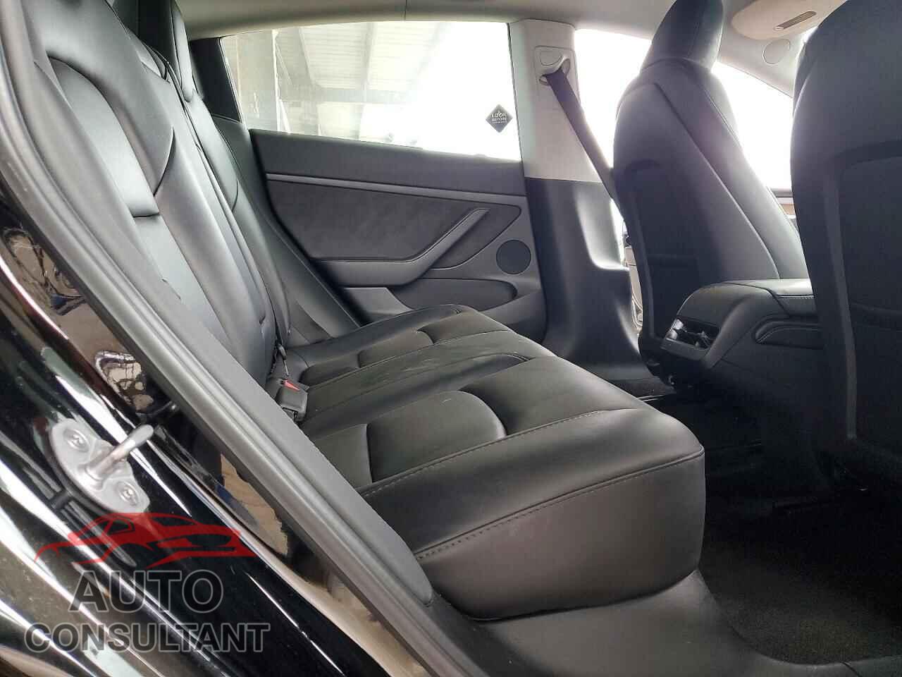 TESLA MODEL 3 2023 - 5YJ3E1EA4PF713436
