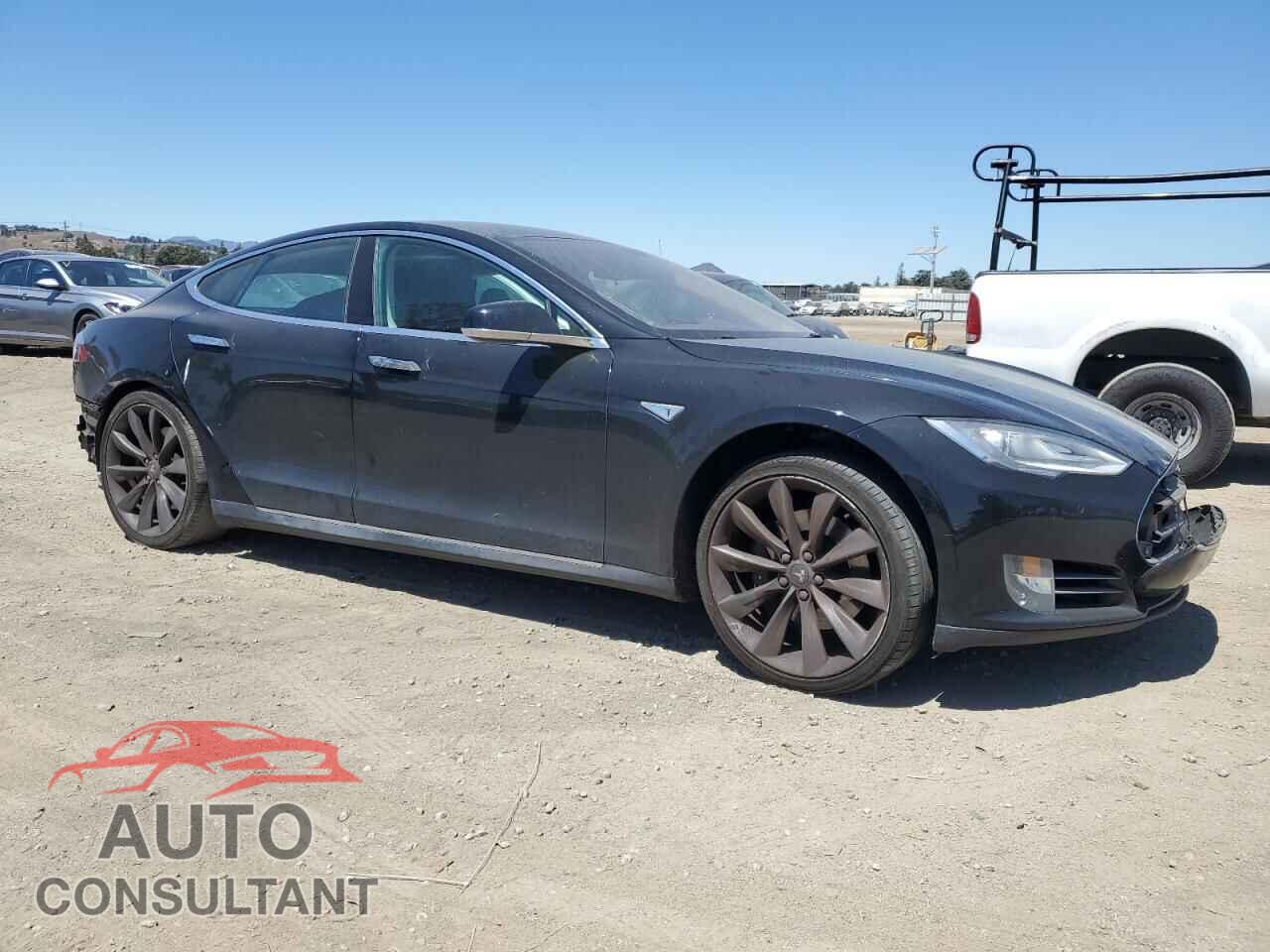 TESLA MODEL S 2013 - 5YJSA1DP7DFP07221