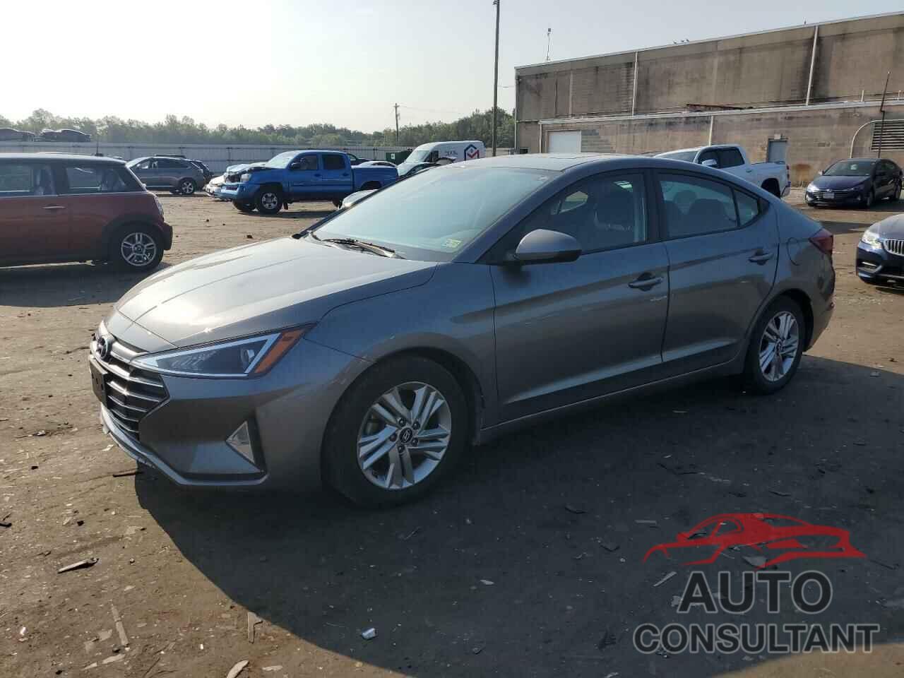 HYUNDAI ELANTRA 2019 - 5NPD84LF4KH453352