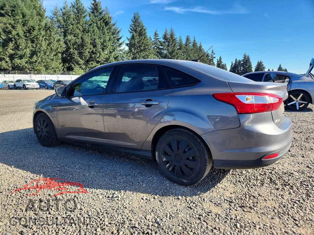 FORD FOCUS 2012 - 1FAHP3F20CL237606