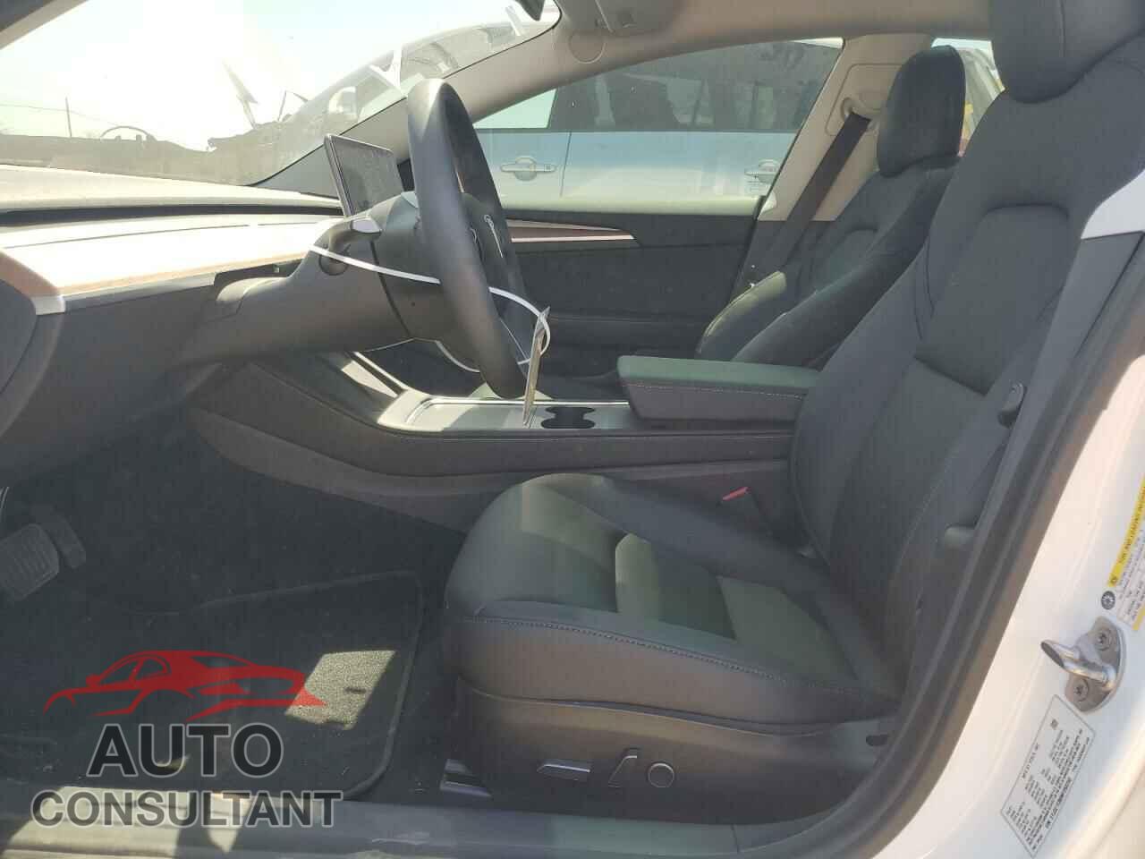 TESLA MODEL 3 2021 - 5YJ3E1EB8MF060260