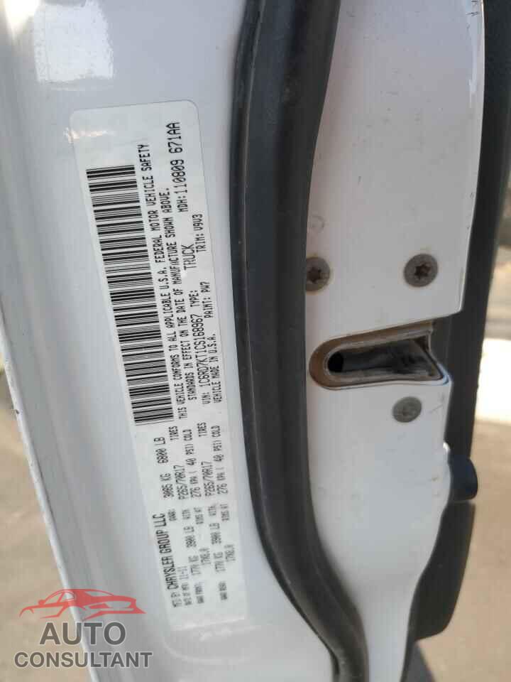 DODGE RAM 1500 2012 - 1C6RD7KT1CS168967