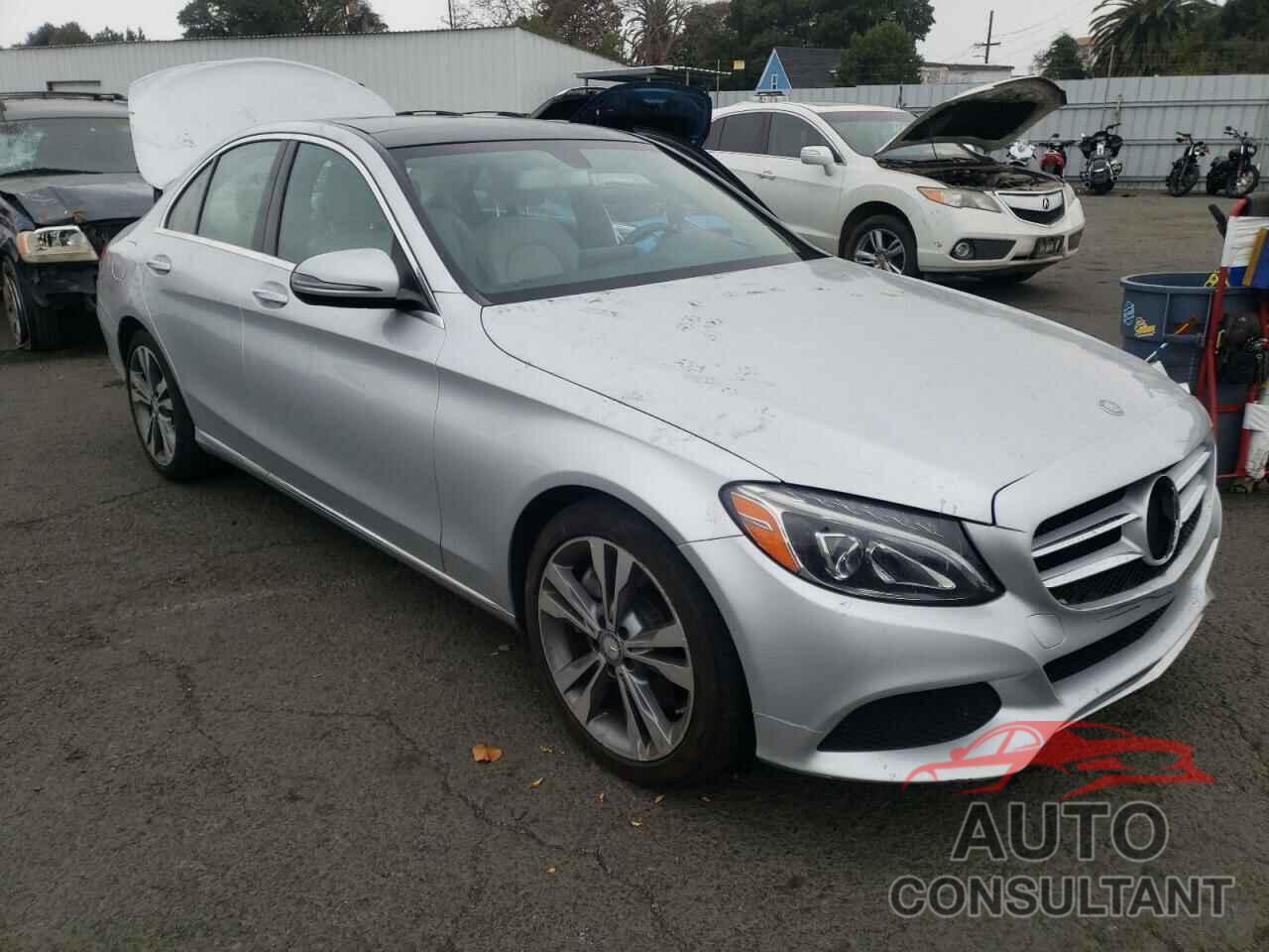 MERCEDES-BENZ C-CLASS 2016 - 55SWF4JB2GU169513