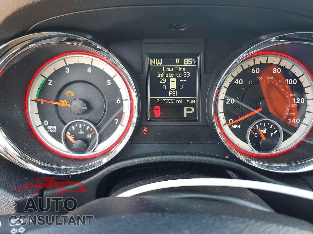 DODGE DURANGO 2013 - 1C4RDJDG8DC675575