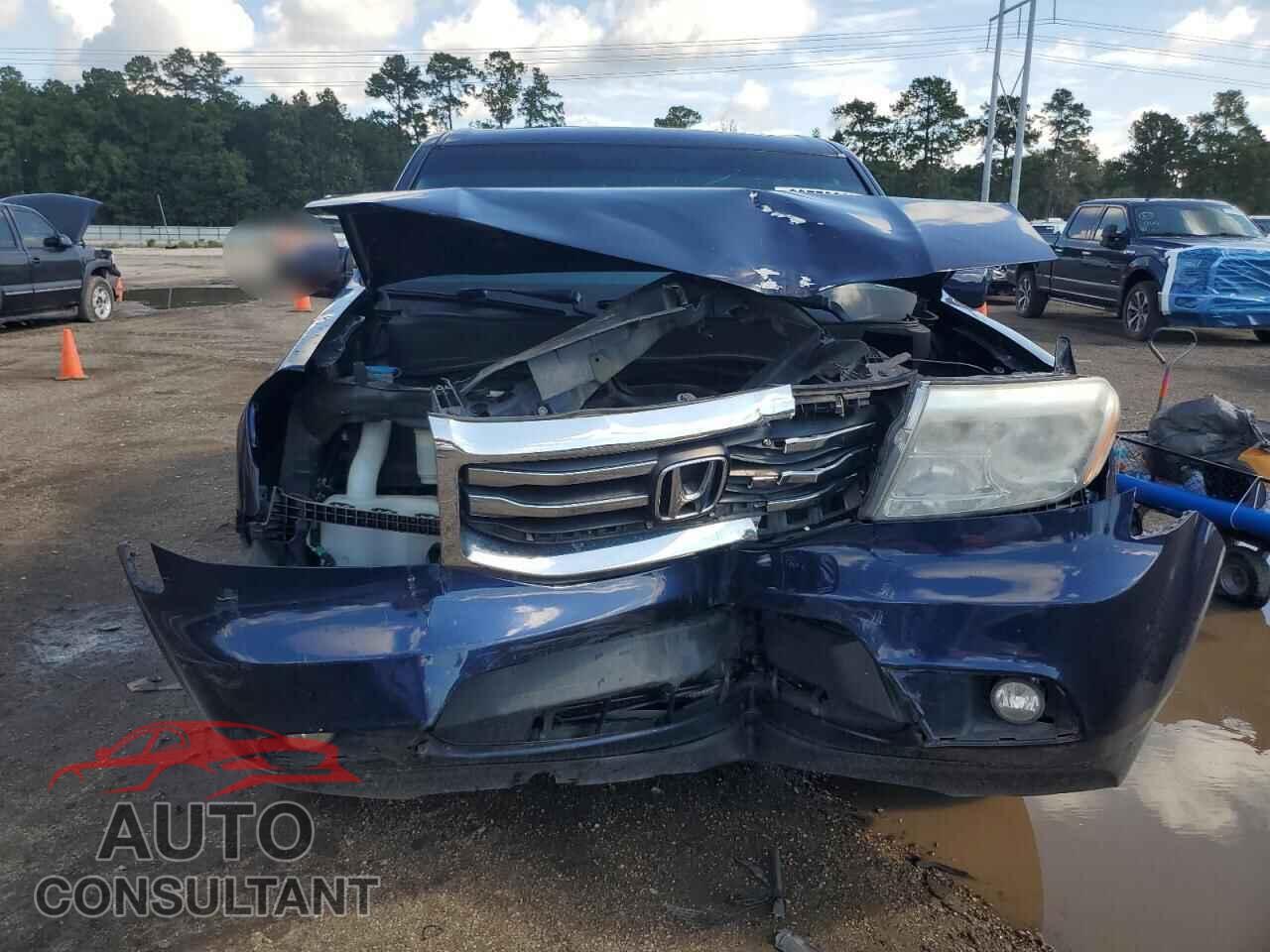 HONDA PILOT 2015 - 5FNYF3H77FB029428