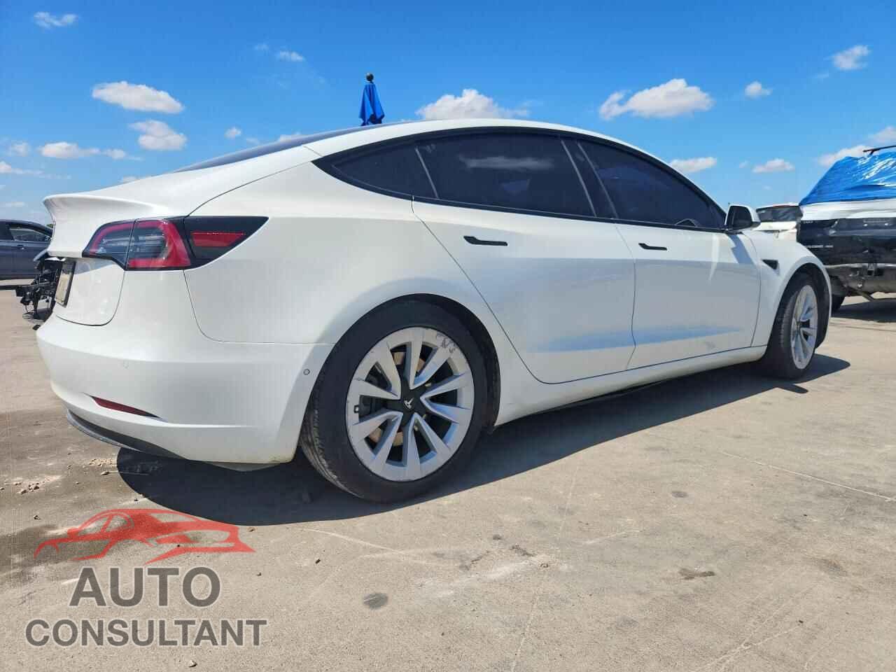 TESLA MODEL 3 2021 - 5YJ3E1EA3MF994415