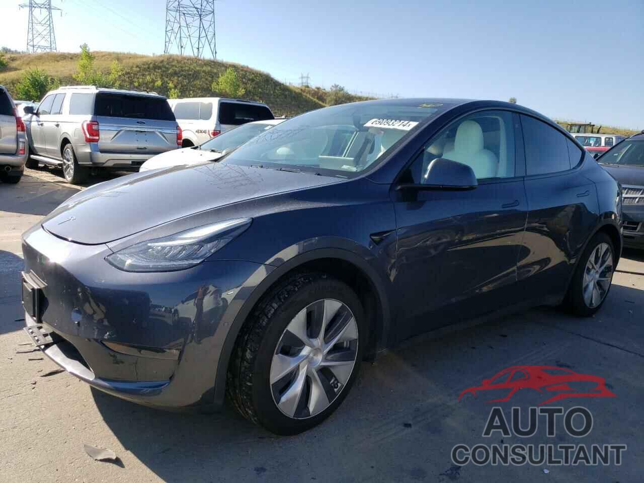 TESLA MODEL Y 2020 - 5YJYGDEE2LF044677