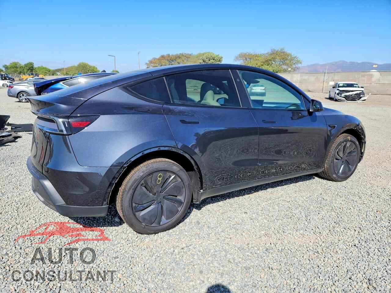 TESLA MODEL Y 2026 - 7SAYGDED0TF623998