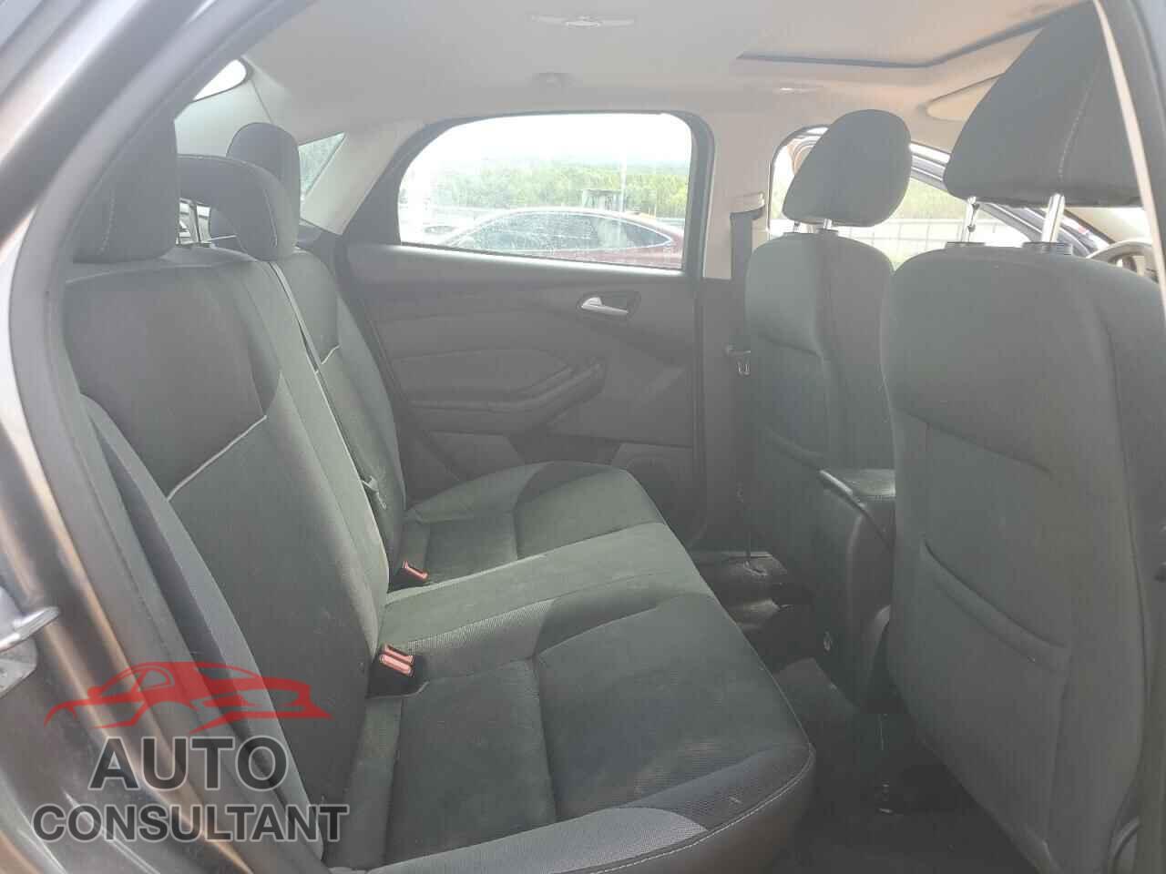 FORD FOCUS 2014 - 1FADP3F24EL367261