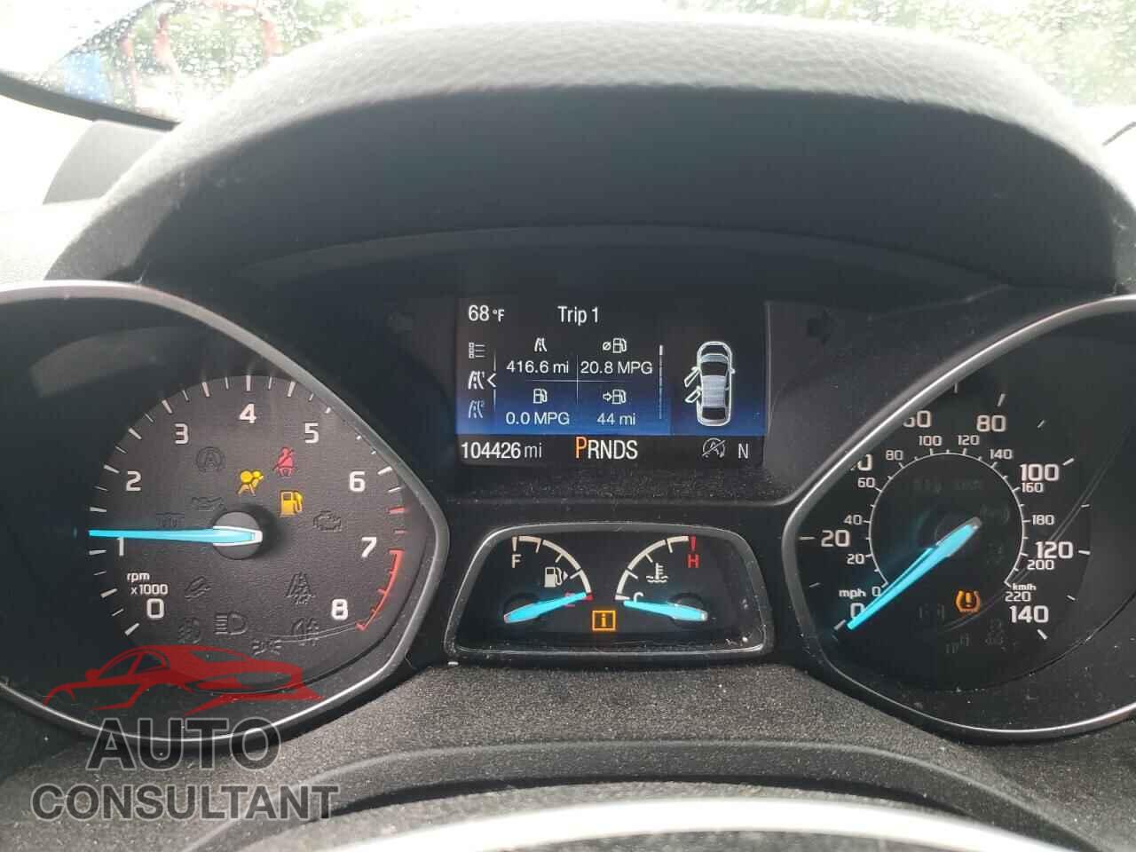 FORD ESCAPE 2017 - 1FMCU0G95HUC36214