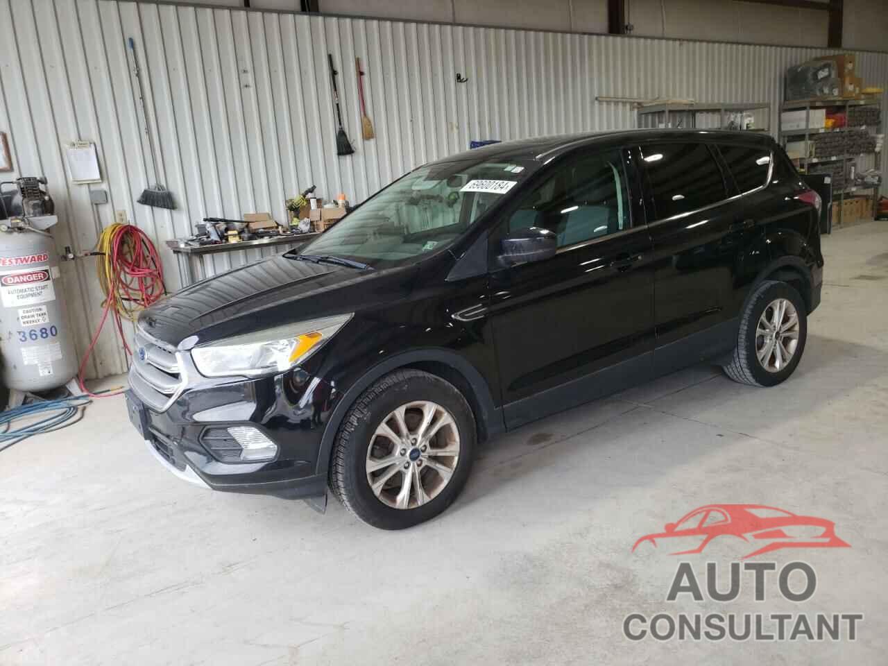 FORD ESCAPE 2017 - 1FMCU9G98HUC88845