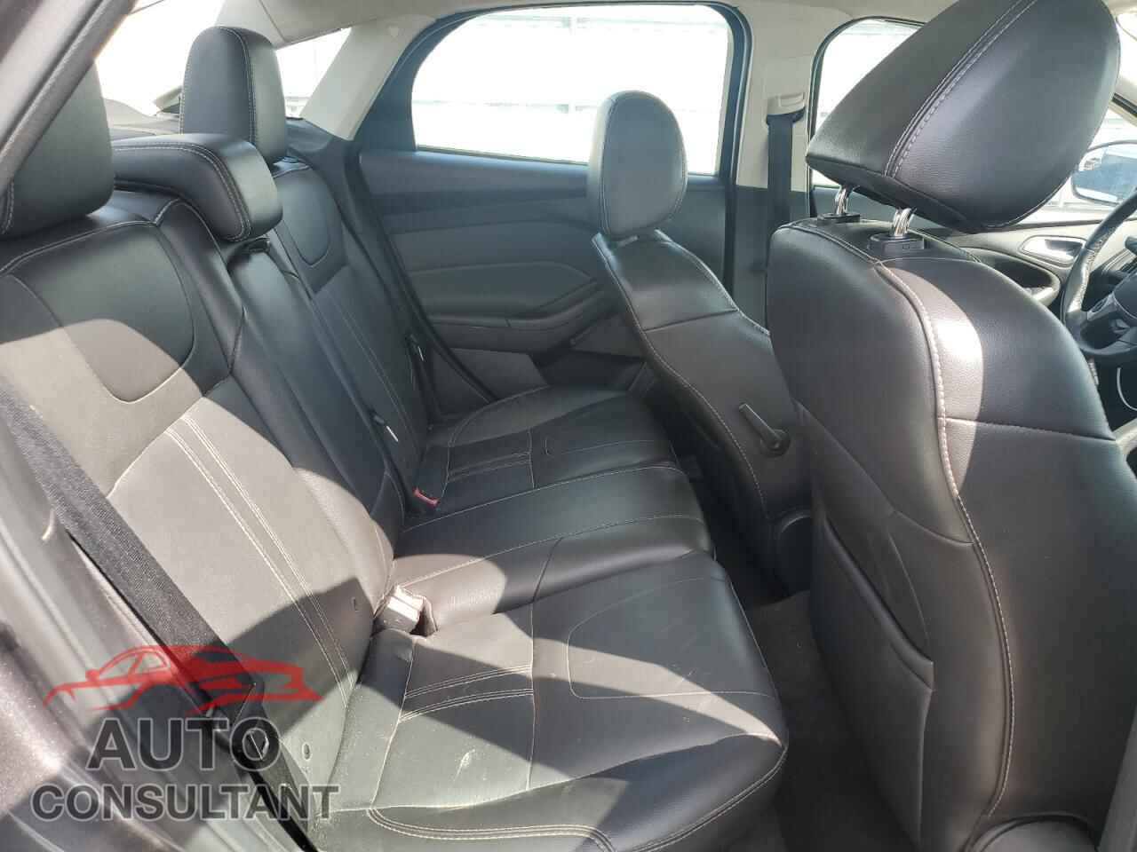 FORD FOCUS 2014 - 1FADP3F20EL204591