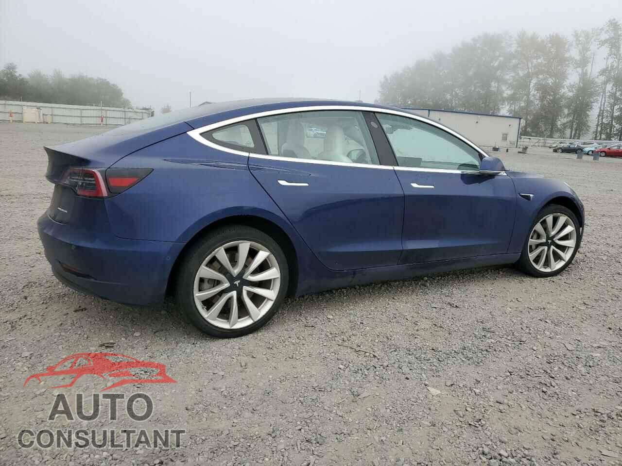 TESLA MODEL 3 2018 - 5YJ3E1EB5JF101018