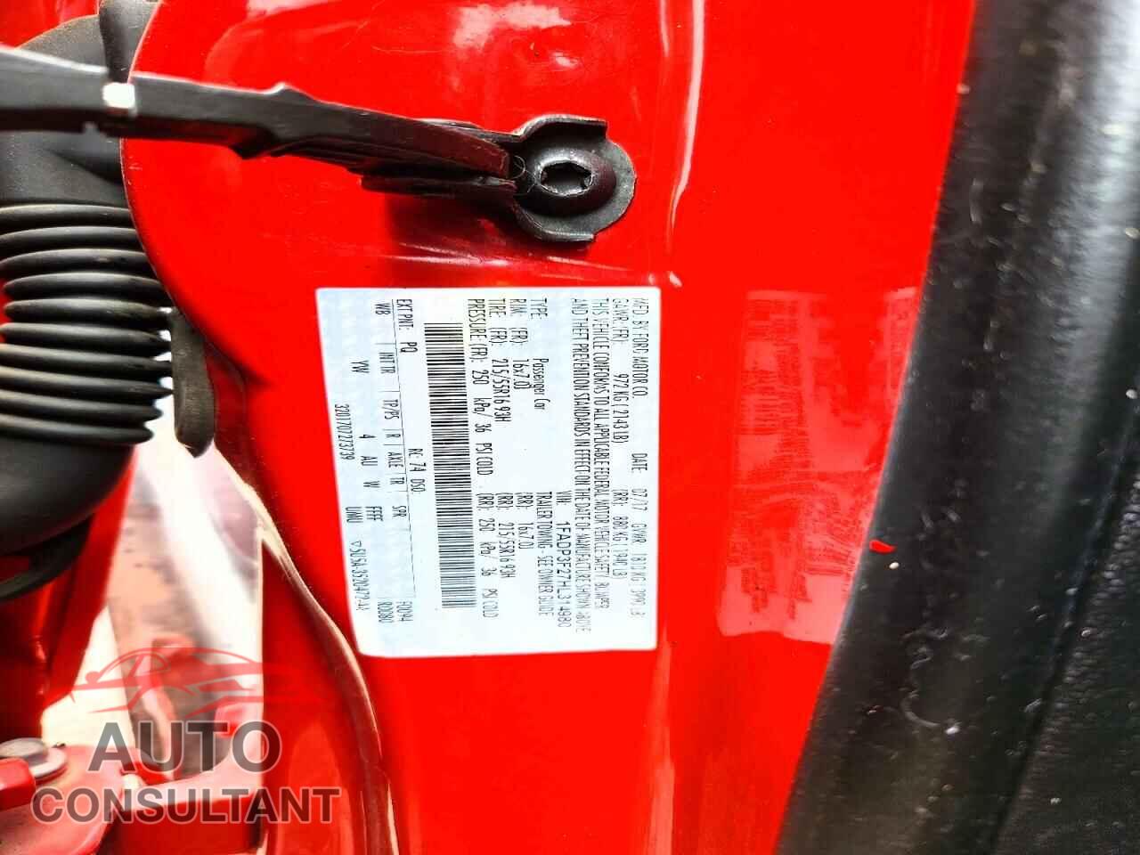 FORD FOCUS 2017 - 1FADP3F27HL314980