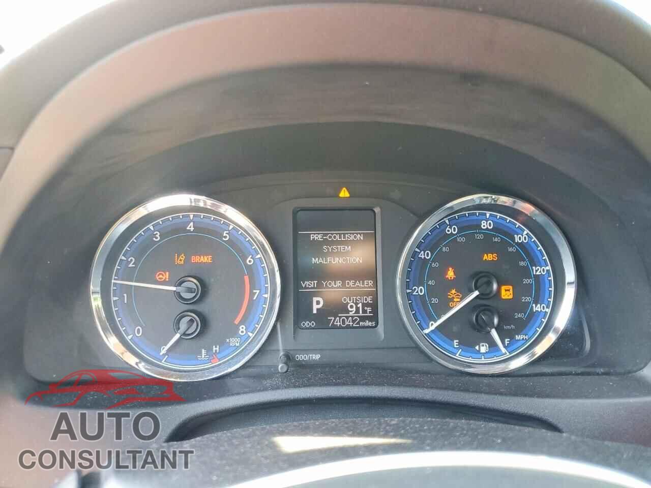 TOYOTA COROLLA 2017 - 2T1BURHEXHC760178