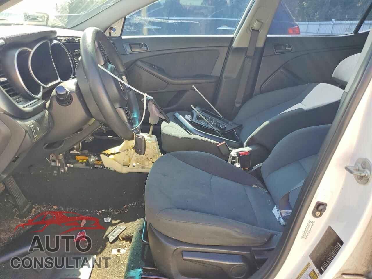 KIA OPTIMA 2015 - KNAGM4A70F5648324