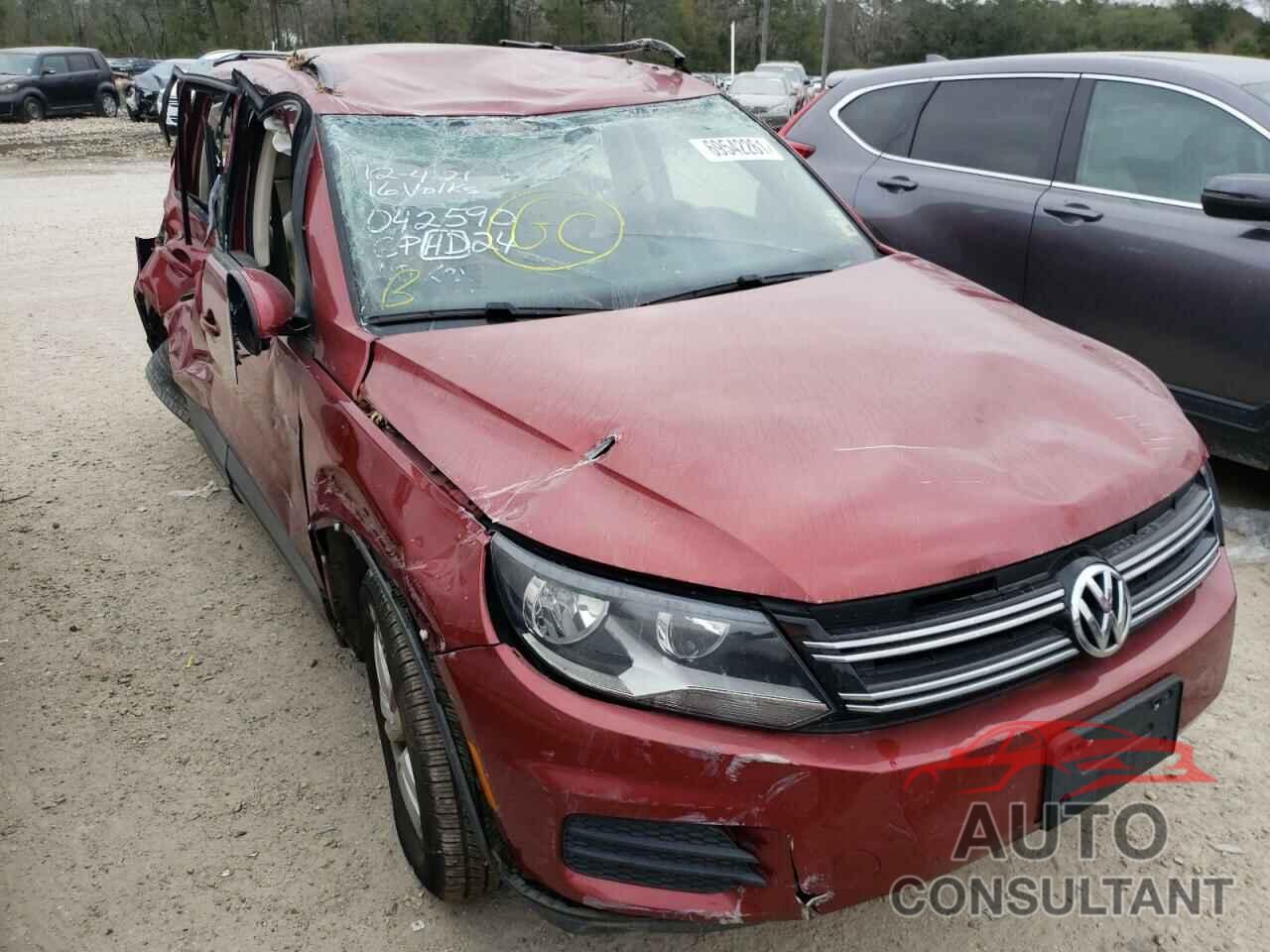 VOLKSWAGEN TIGUAN 2016 - WVGAV7AX6GW042590