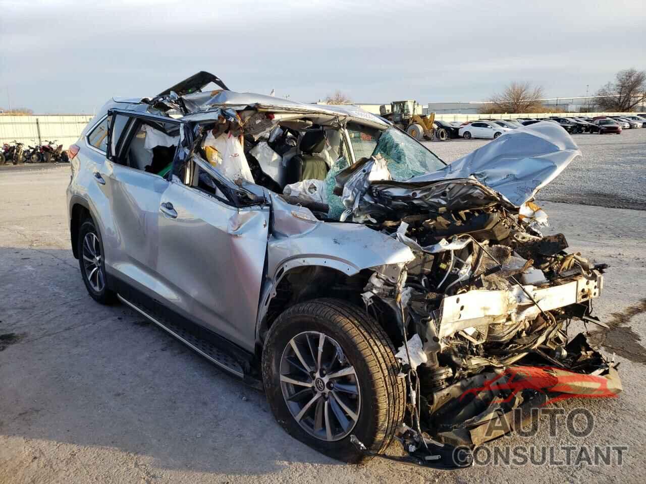 TOYOTA HIGHLANDER 2019 - 5TDKZRFH8KS572143