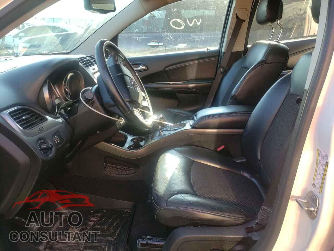 DODGE JOURNEY 2017 - 3C4PDCGG2HT536177
