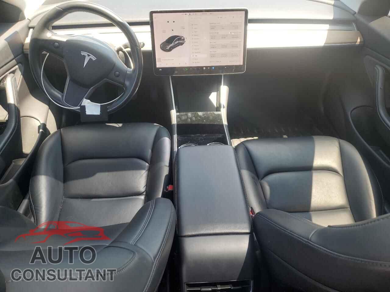 TESLA MODEL 3 2019 - 5YJ3E1EA7KF298654