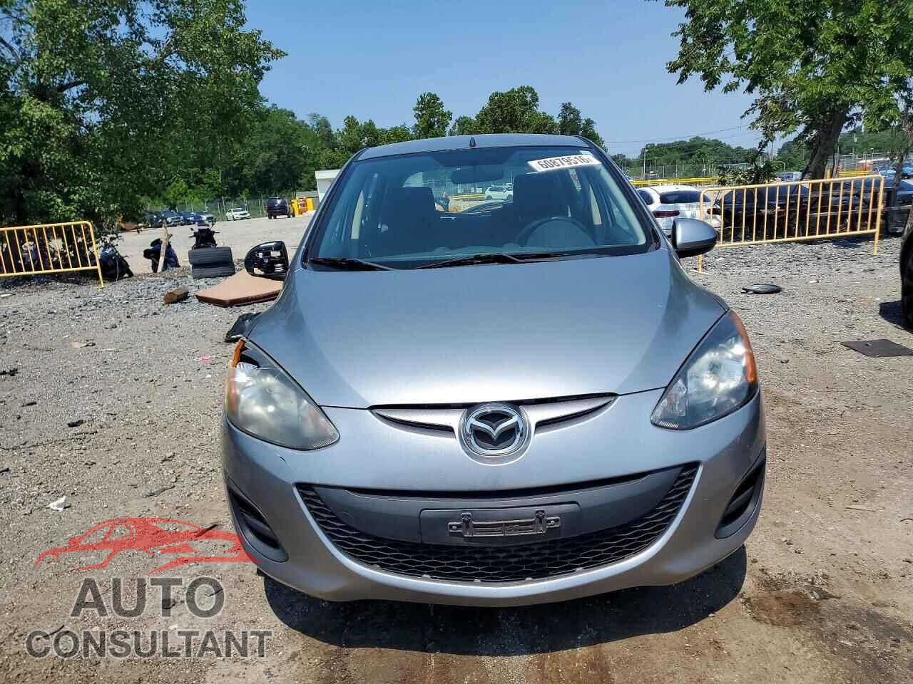 MAZDA 2 2012 - JM1DE1KY5C0132381