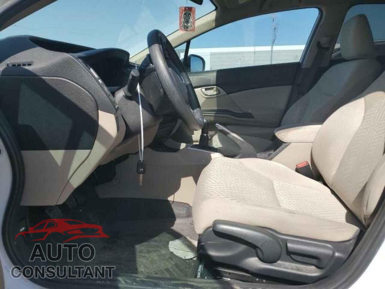 HONDA CIVIC 2015 - 19XFB2E53FE040061