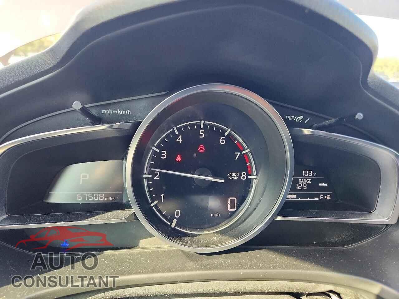 MAZDA 3 2017 - 3MZBN1M37HM130187