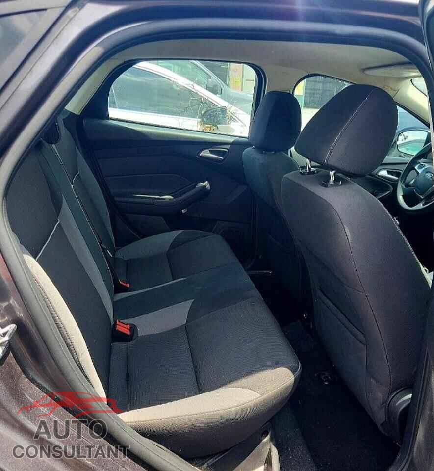FORD FOCUS 2013 - 1FADP3F27DL143030