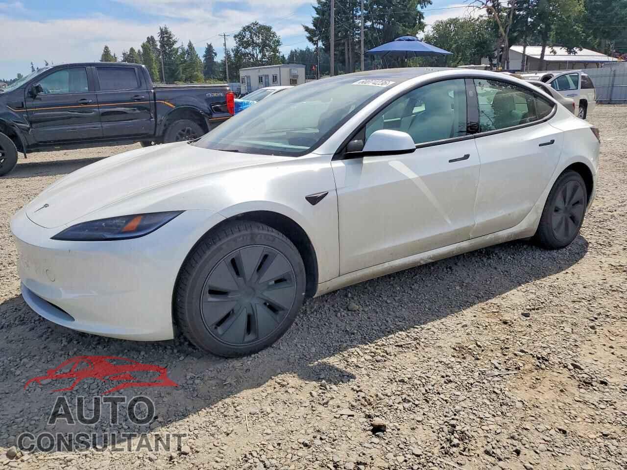 TESLA MODEL 3 2026 - 5YJ3E1EBXTF121221
