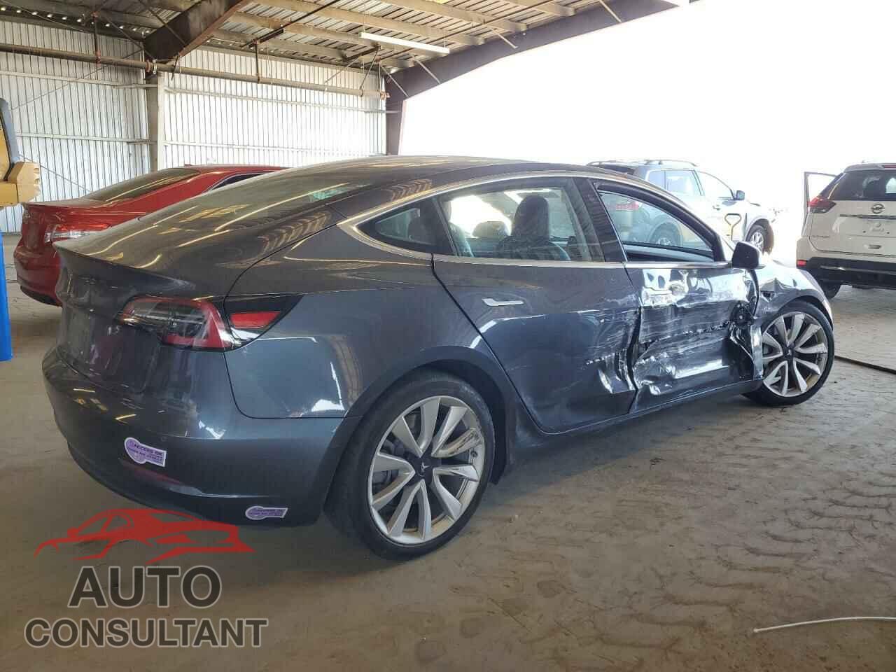 TESLA MODEL 3 2018 - 5YJ3E1EA8JF163066