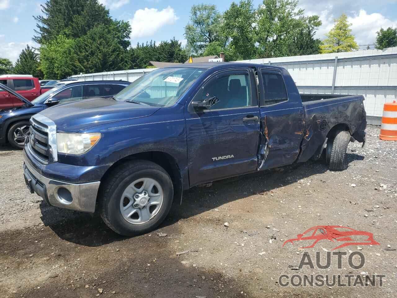 TOYOTA TUNDRA 2013 - 5TFUM5F14DX049024