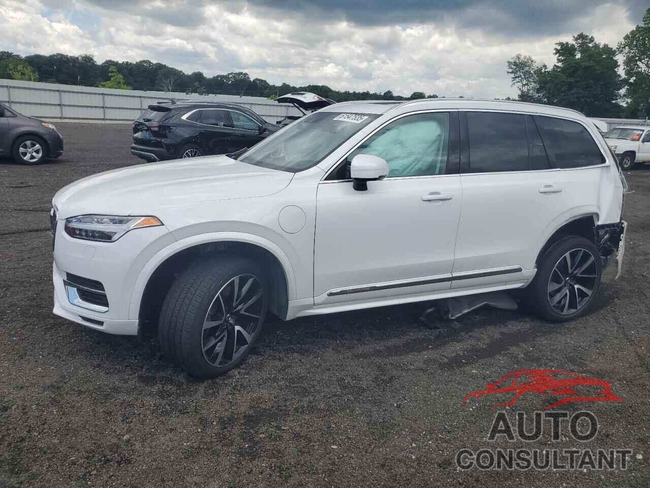 VOLVO XC90 T8 RE 2021 - YV4BR0CK0M1683293