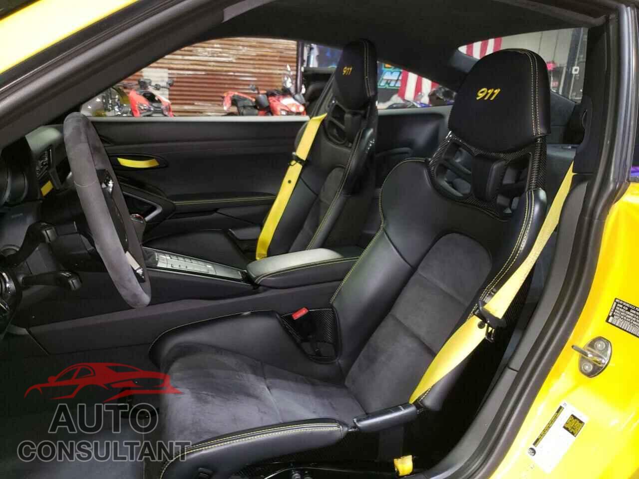 PORSCHE 911 2018 - WP0AA2A98JS105904
