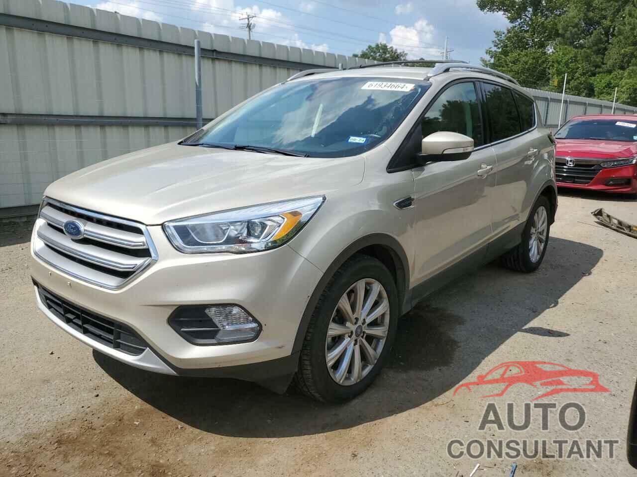 FORD ESCAPE 2017 - 1FMCU0J93HUD48504