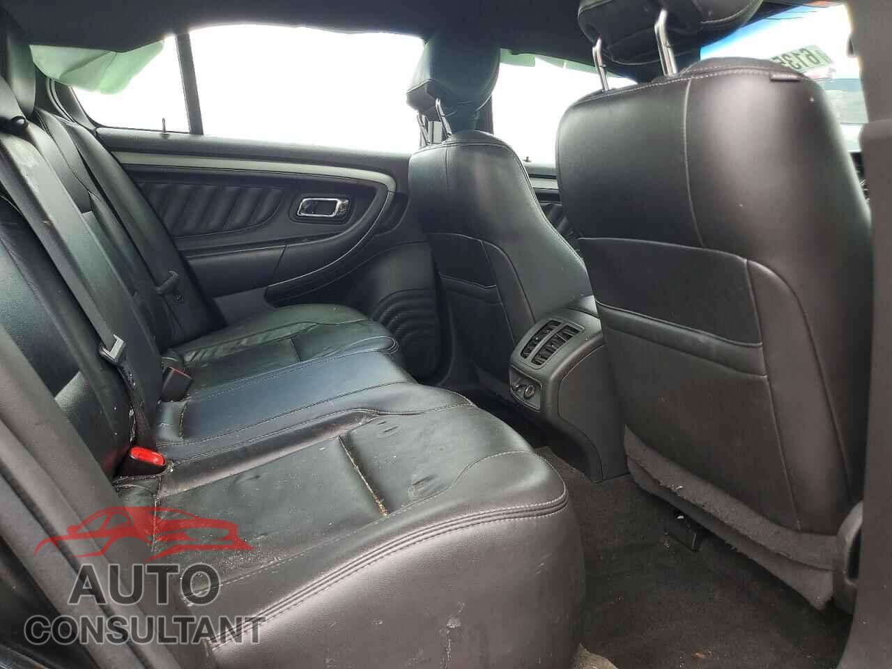 FORD TAURUS 2015 - 1FAHP2E87FG183721