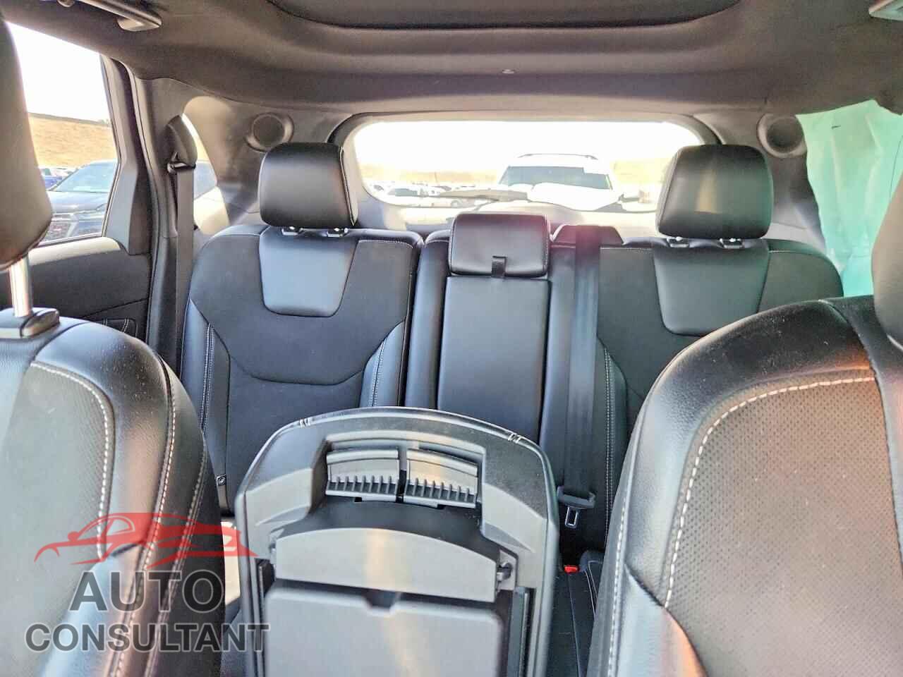 FORD EDGE 2019 - 2FMPK4AP0KBB21801