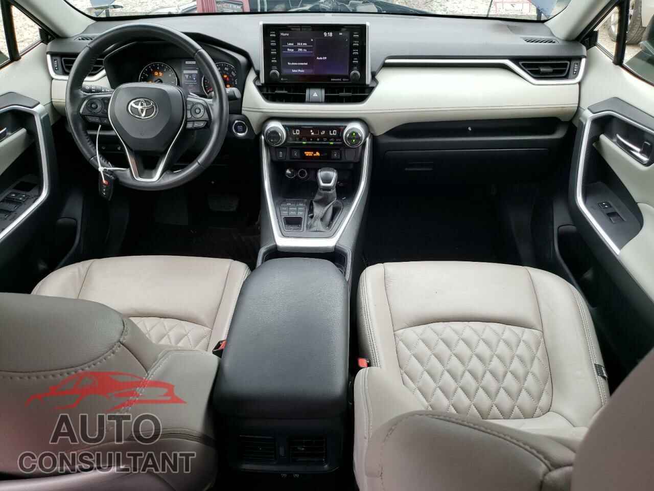 TOYOTA RAV4 2019 - JTMP1RFV9KD511155