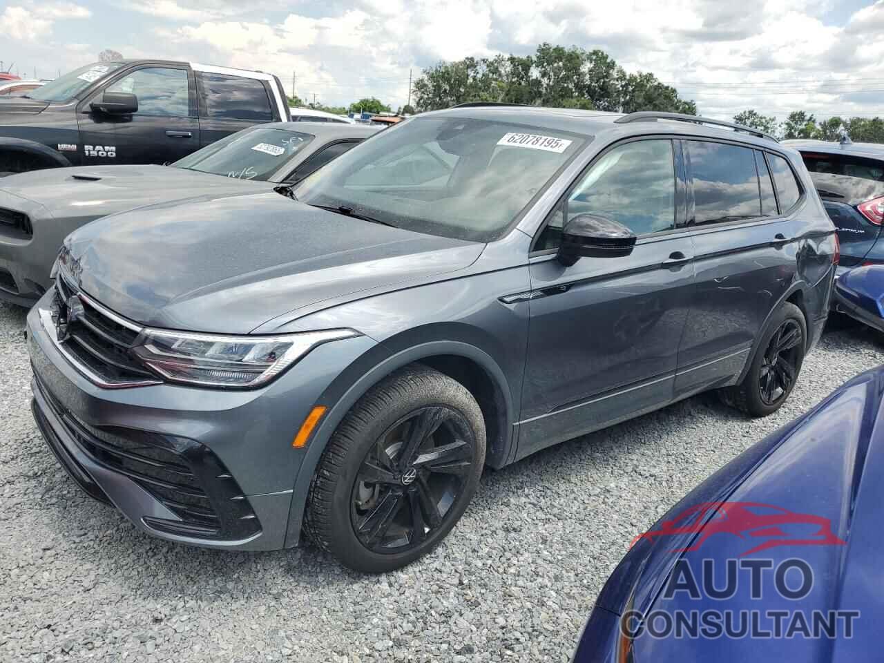 VOLKSWAGEN TIGUAN 2023 - 3VVCB7AX9PM111103