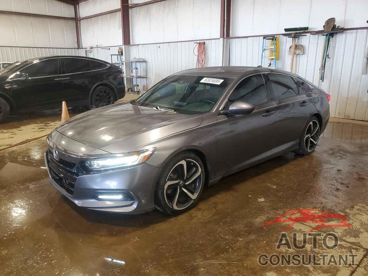 HONDA ACCORD 2018 - 1HGCV1F33JA011903